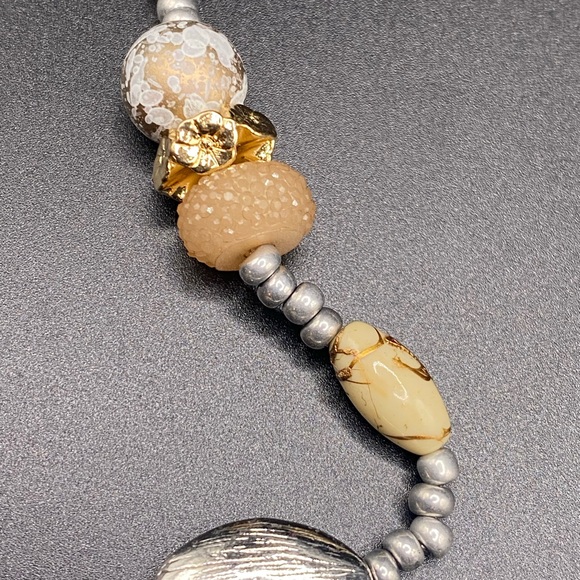 Chico’s Sculptured Beaded Necklace 18” - Picture 6 of 15